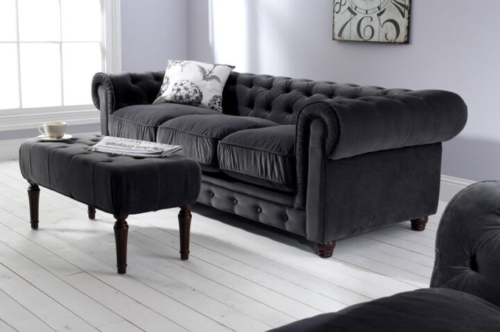 Sofás de diseño para zonas de espera Chesterfield y Le Corbusier