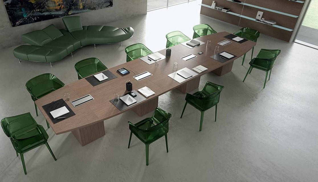 Mesa de reuniones Meet