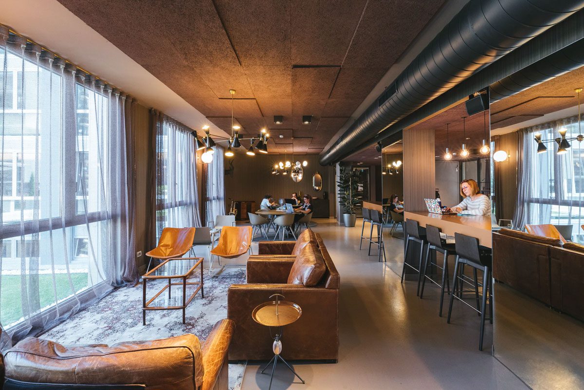 Cómo renovar una oficina industrial | Consejos de Lamda3